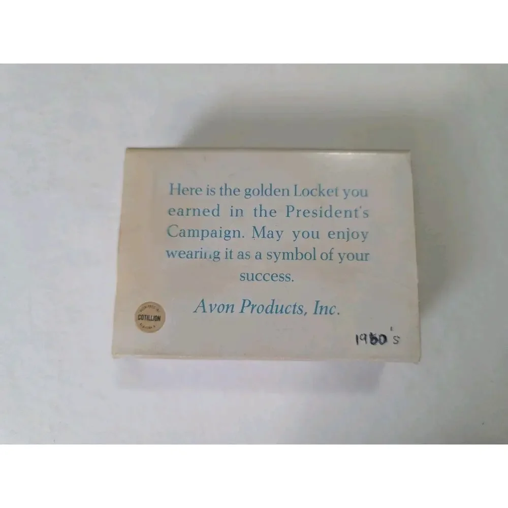 Vintage 1966 Avon Cameo Pendant Perfume Locket Cotillion Blue Gold Tone With Box